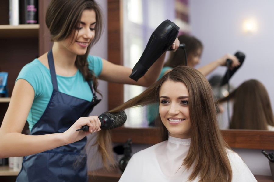 6 Benefits of Visiting a Hair Salon - Style Vanity